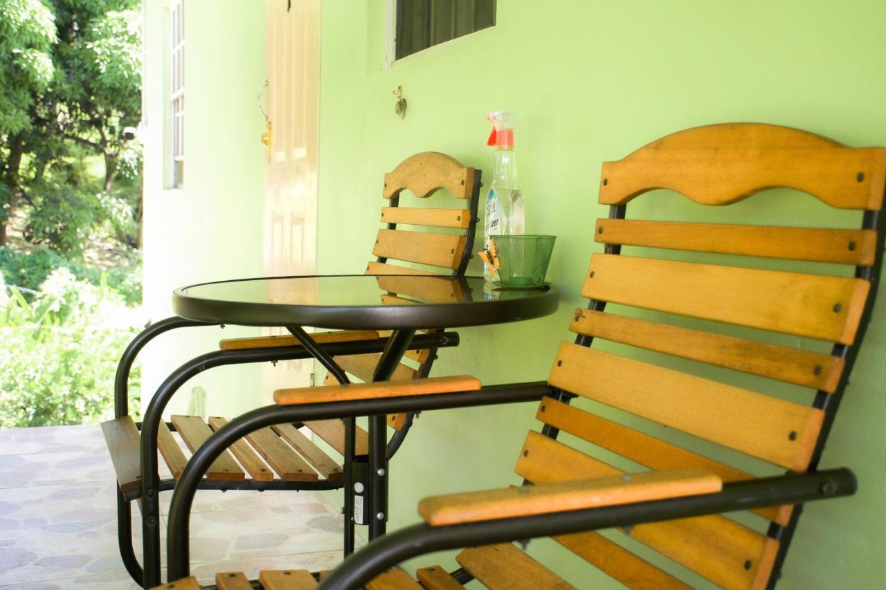 Silver View Apartments 세인트조지스 외부 사진