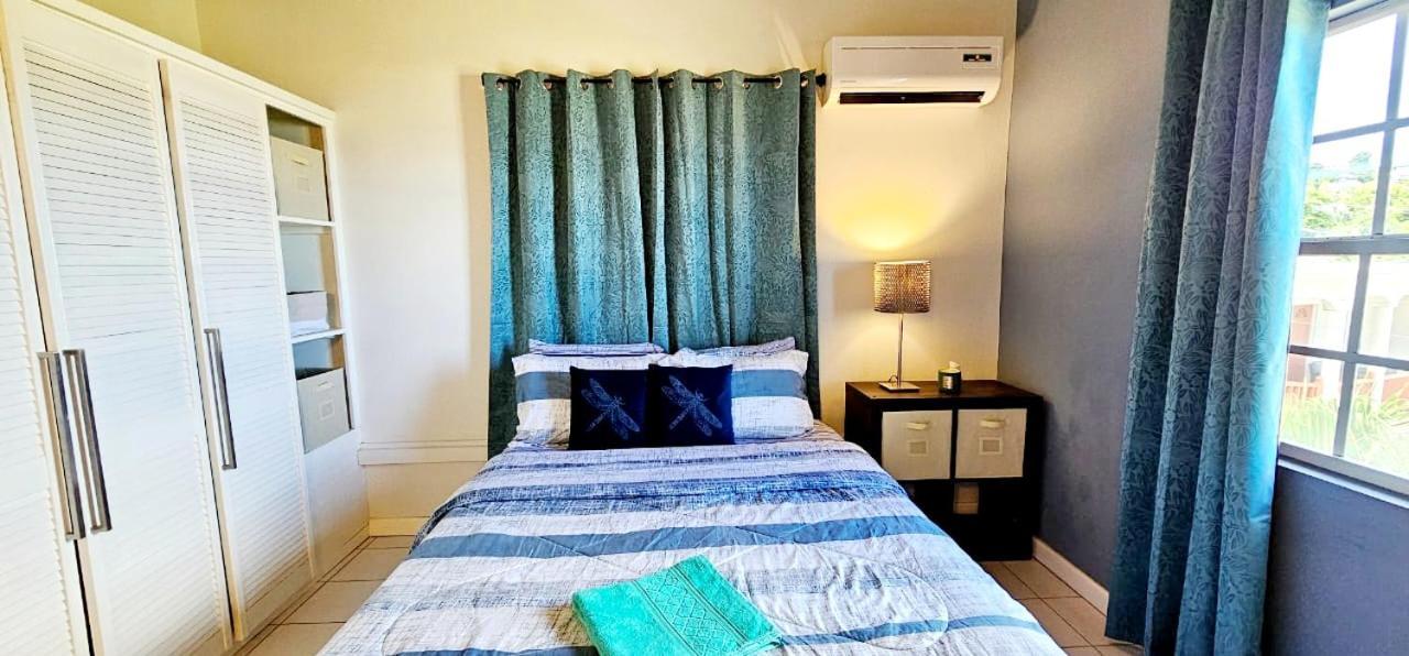 Silver View Apartments 세인트조지스 외부 사진