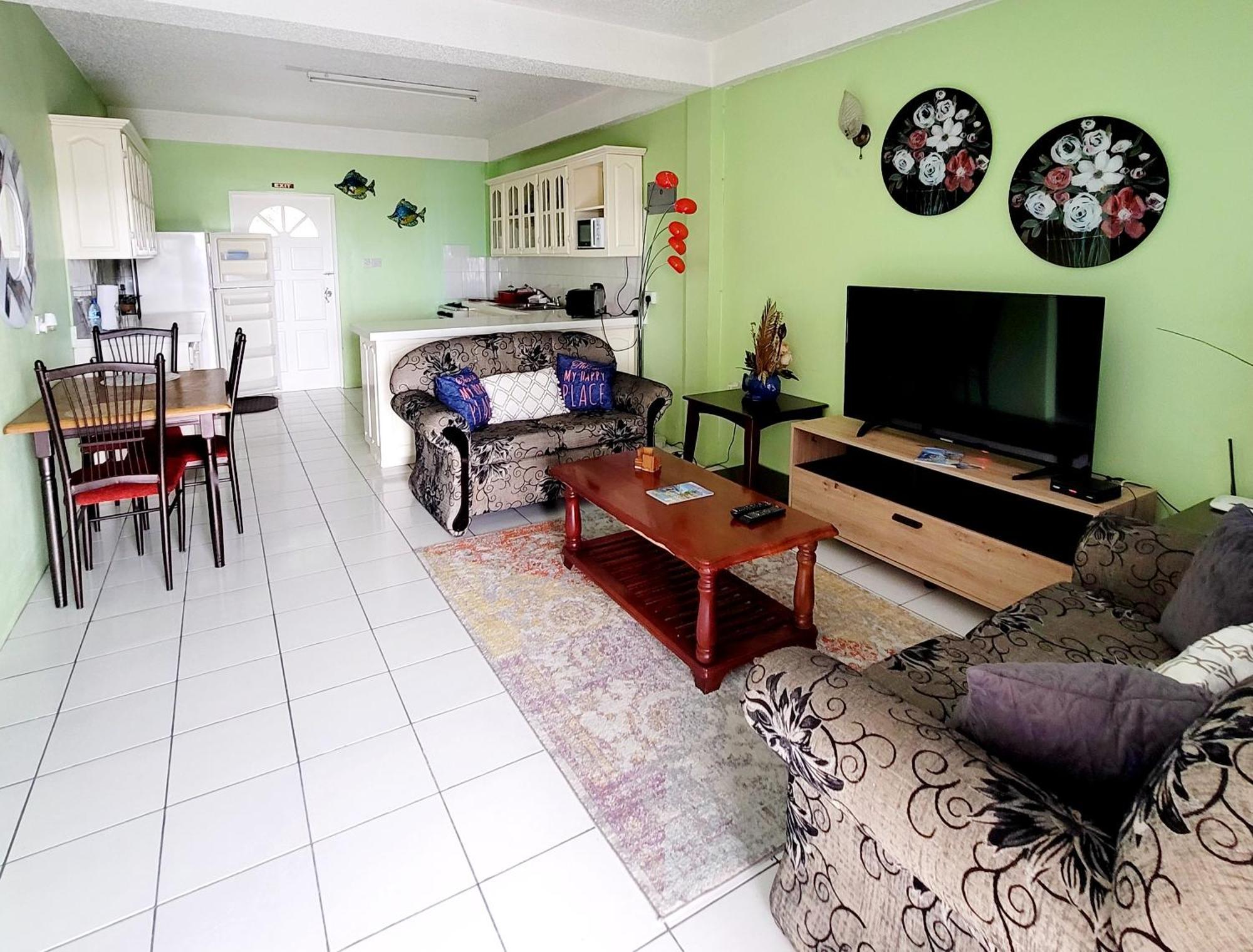 Silver View Apartments 세인트조지스 외부 사진