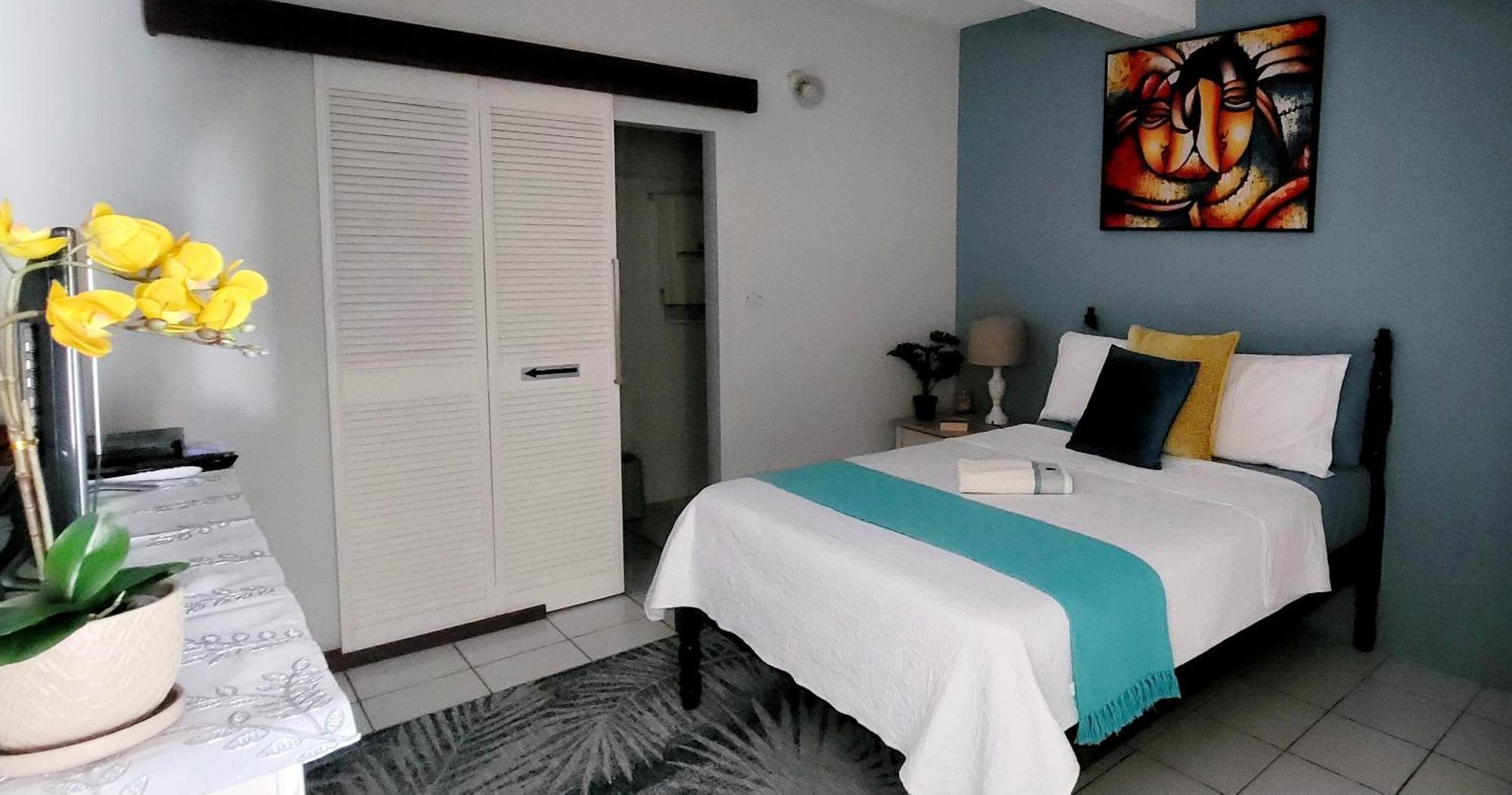 Silver View Apartments 세인트조지스 외부 사진