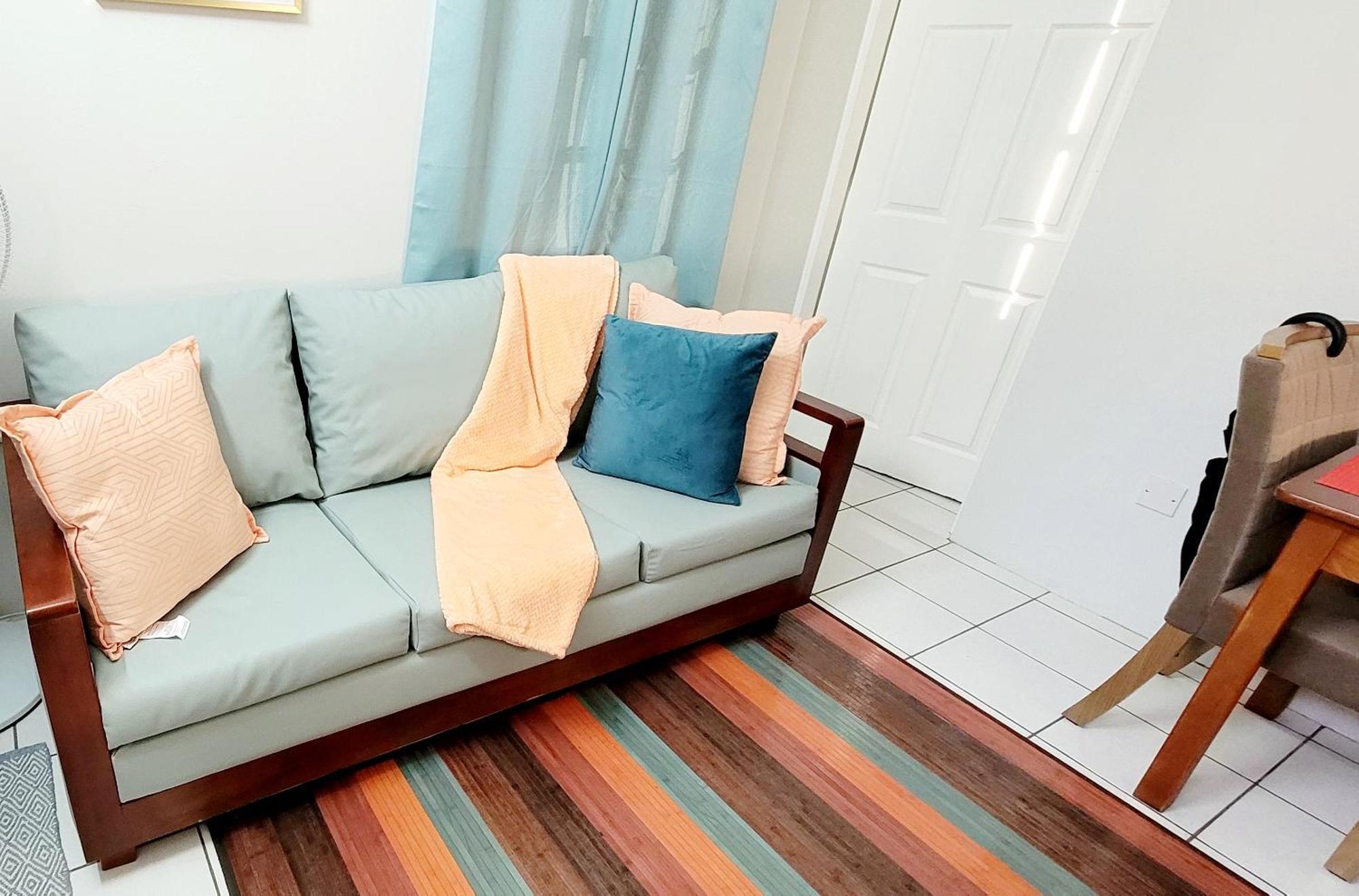 Silver View Apartments 세인트조지스 외부 사진