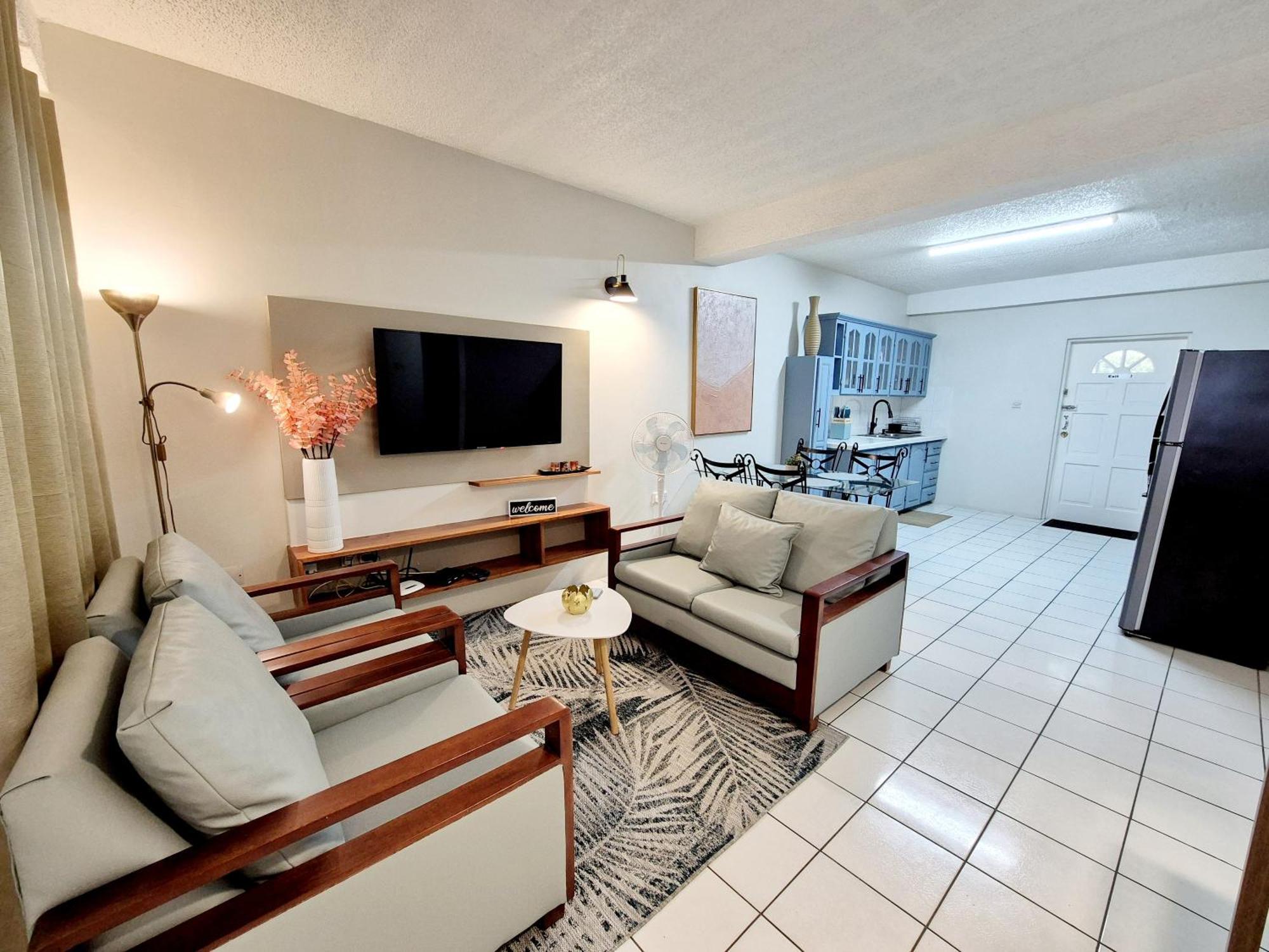 Silver View Apartments 세인트조지스 외부 사진